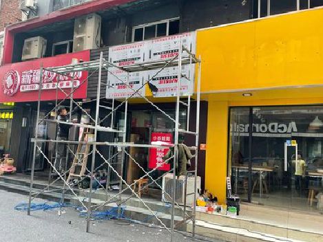 颍上制作广告招牌如何避免它发黄？